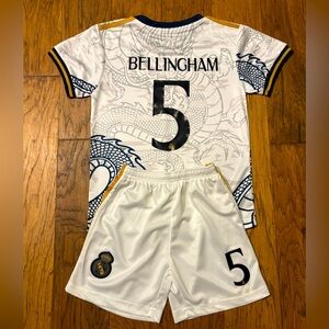 DRAGON EDITION KIDS BELLINGHAM REAL MADRID SOCCER JERSEY SET- New With Tags RARE